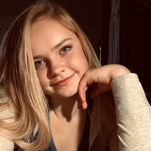 Meet your Posher, Isabella